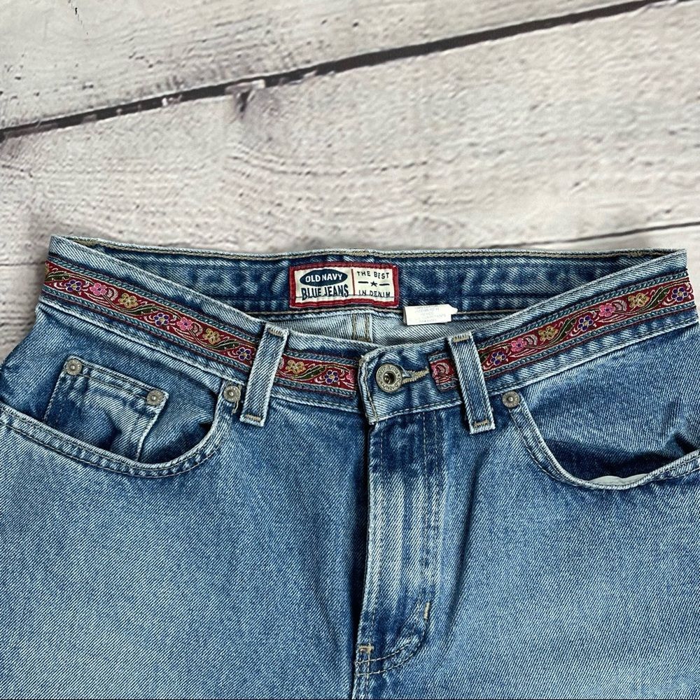 OLD NAVY women's blue boho crop ankle jeans with embroidery trim boho, size 6 - Picture 4 of 13